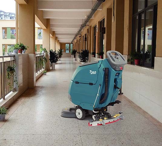 T260 Walk-Behind Floor Scrubber alt 3